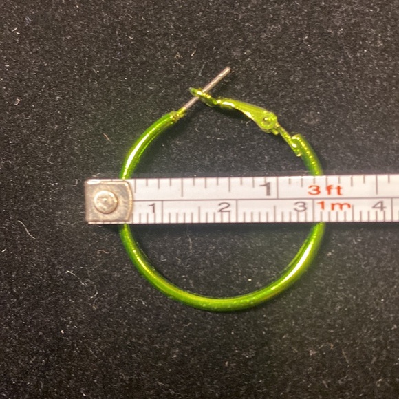 Hoops GALORE! 6 Pairs of Hoop Earrings Green, Red, Pink, Black, Purple, & Teal - Picture 3 of 3